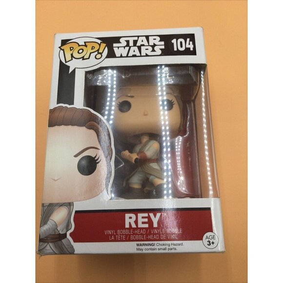 Funko POP! Star Wars The Force Awakens Rey Vinyl Bobblehead Figure #104 - Picture 1 of 7